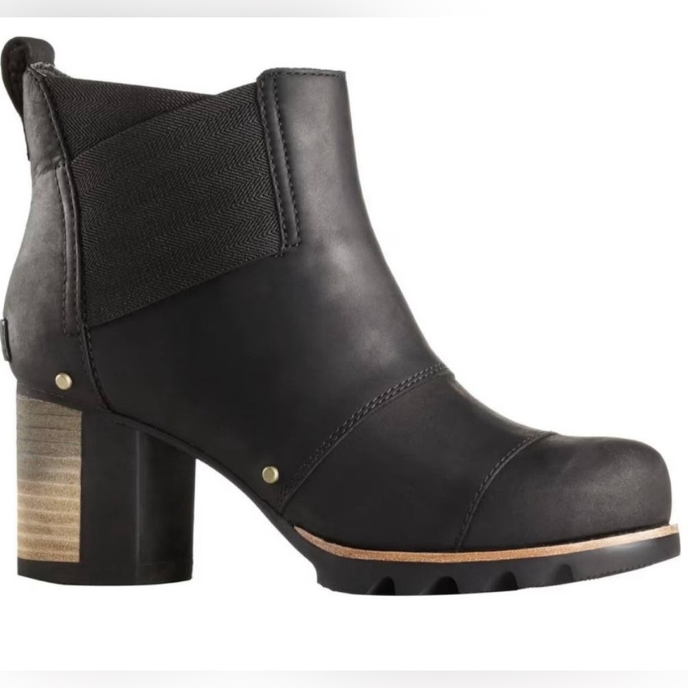 Sorel Addington Chelsea Boots